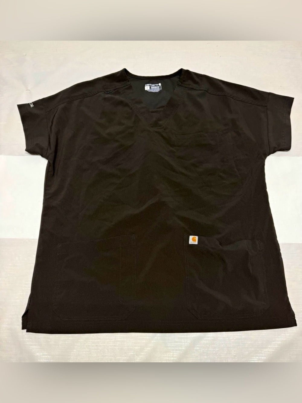 Carhartt Women’s Black Short Sleeve V-Neck Scrub Shirt Sz: Large